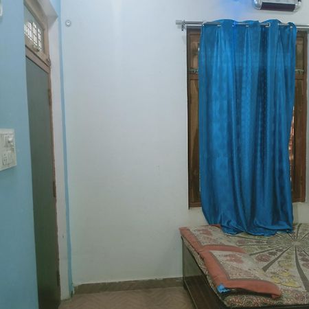 Saksham Guest House Jhusi Εξωτερικό φωτογραφία